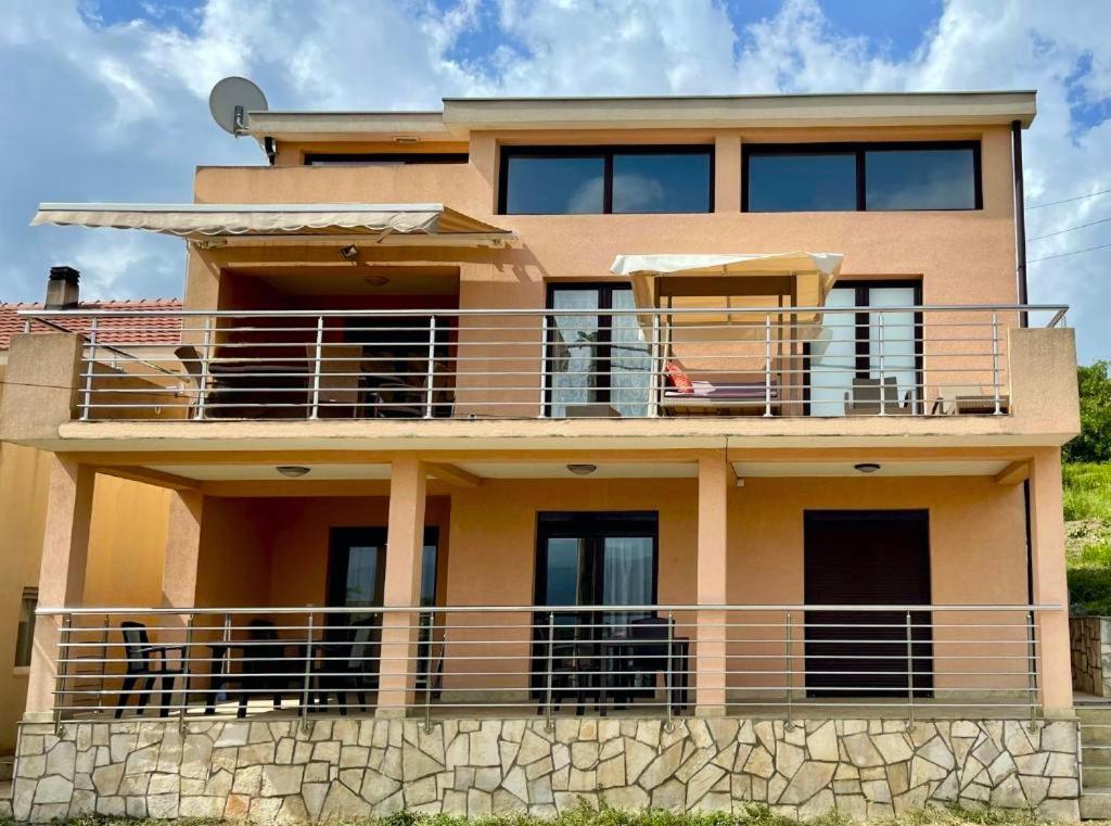 Apartments Camilla Radovici Kültér fotó